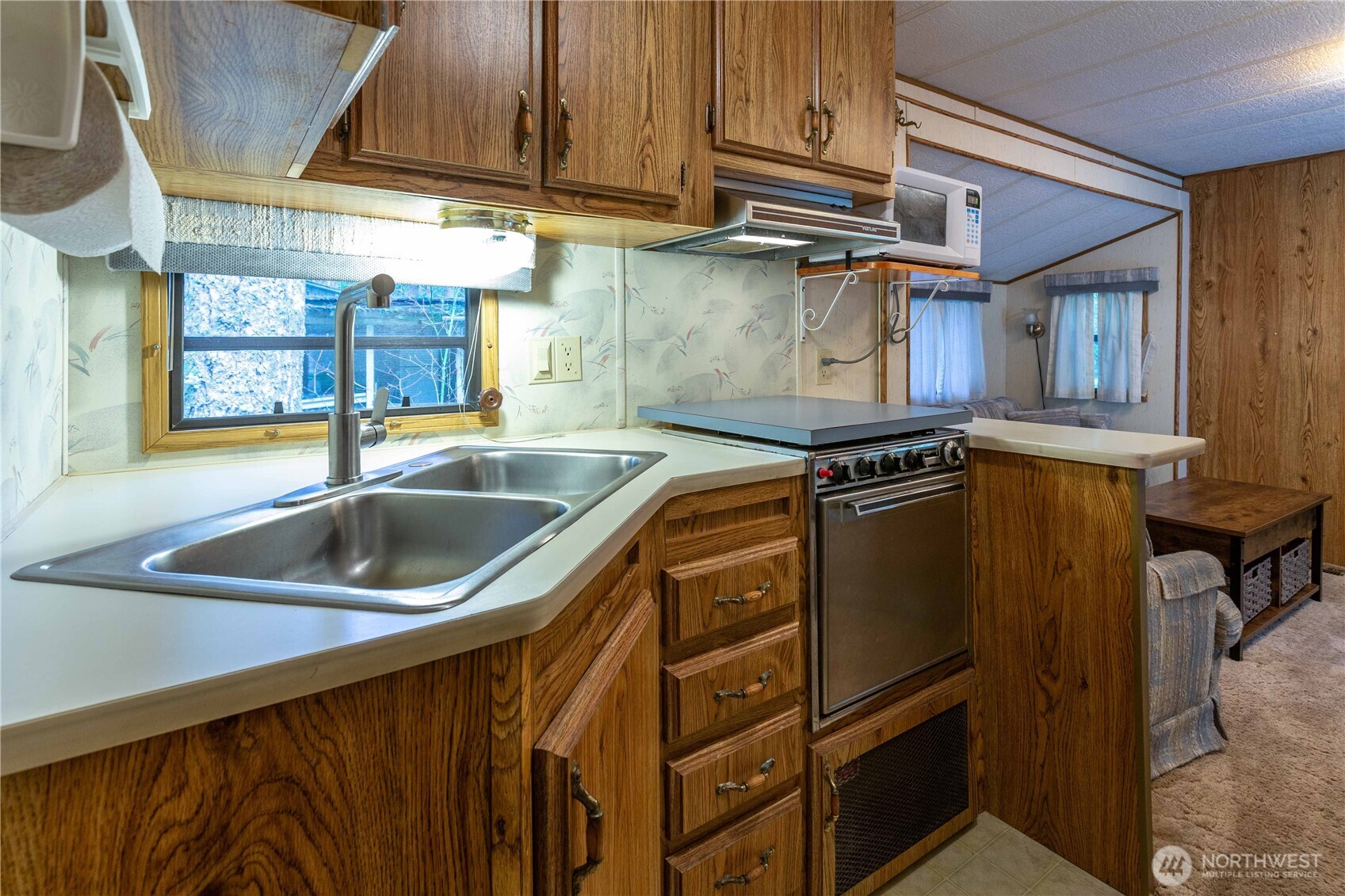 22 1 Goldrush Road , Deming, WA 98244