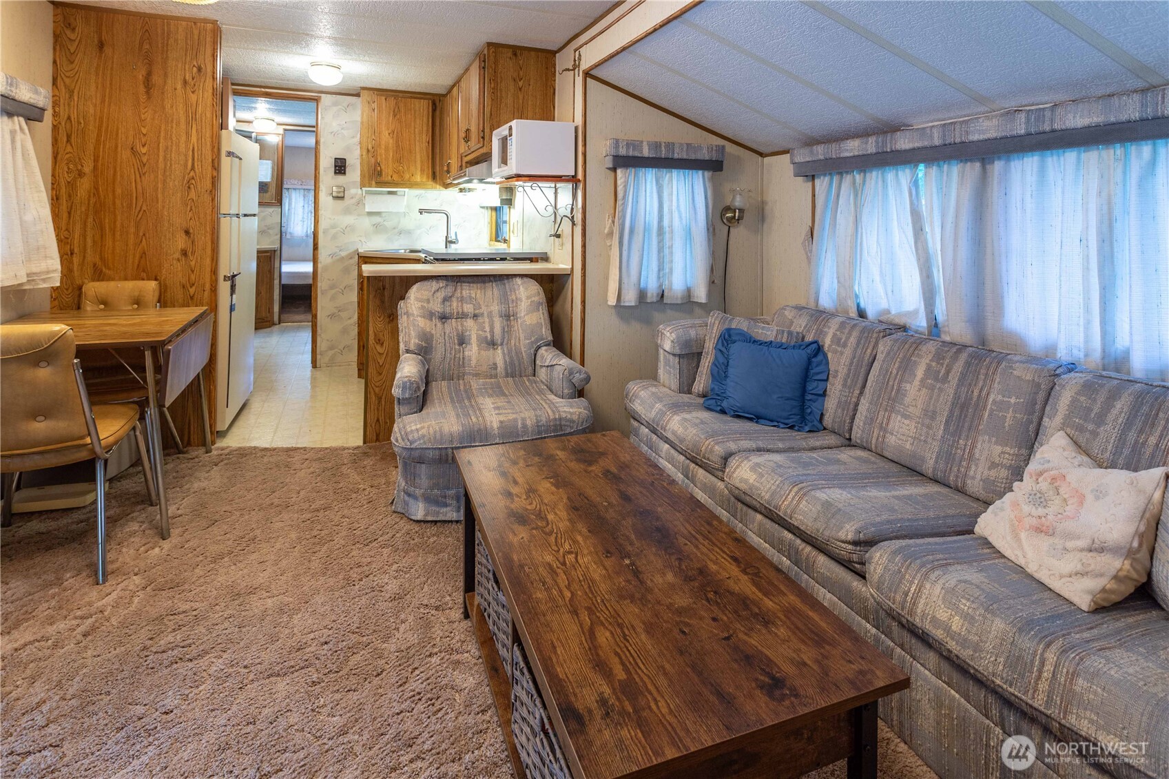 22 1 Goldrush Road , Deming, WA 98244