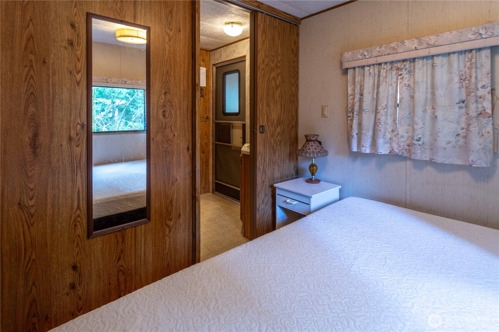 22 1 Goldrush Road , Deming, WA 98244