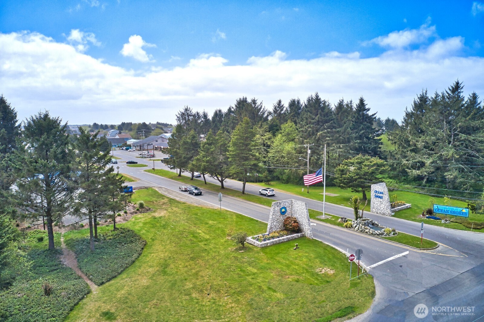 899 Ocean Shores Boulevard NW, Ocean Shores, WA 98569