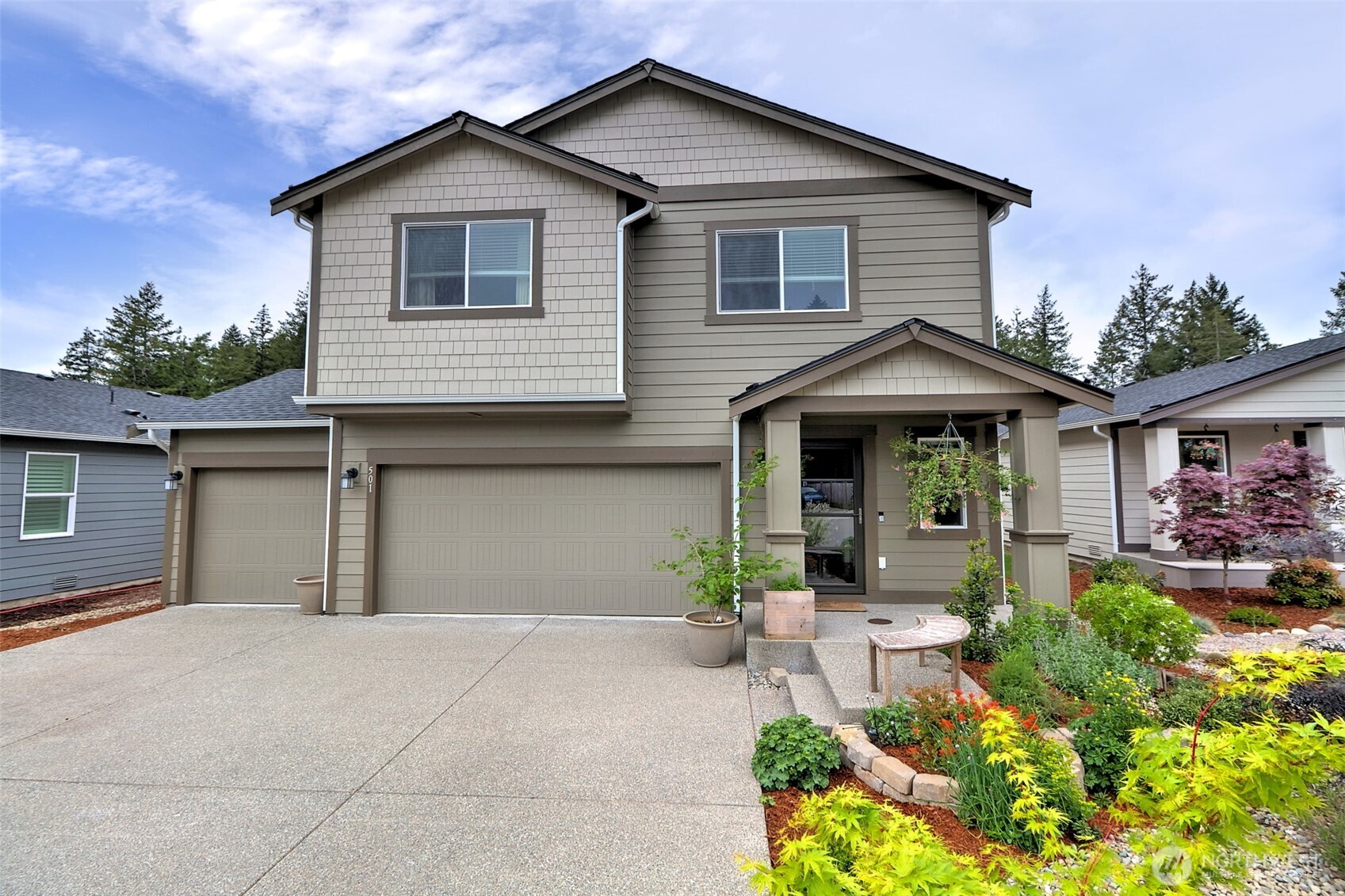 501 NE Ridge Point Boulevard , Belfair, WA 98528
