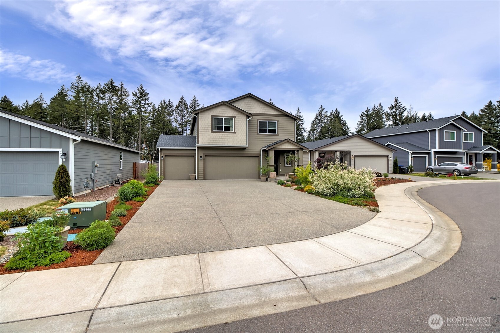 501 NE Ridge Point Boulevard , Belfair, WA 98528