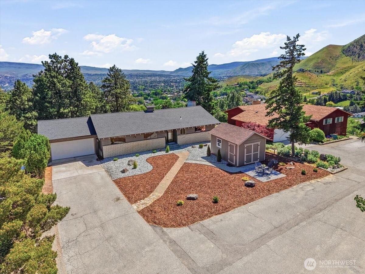 2511 Lester Road , Wenatchee, WA 98801
