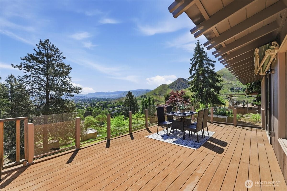 2511 Lester Road , Wenatchee, WA 98801