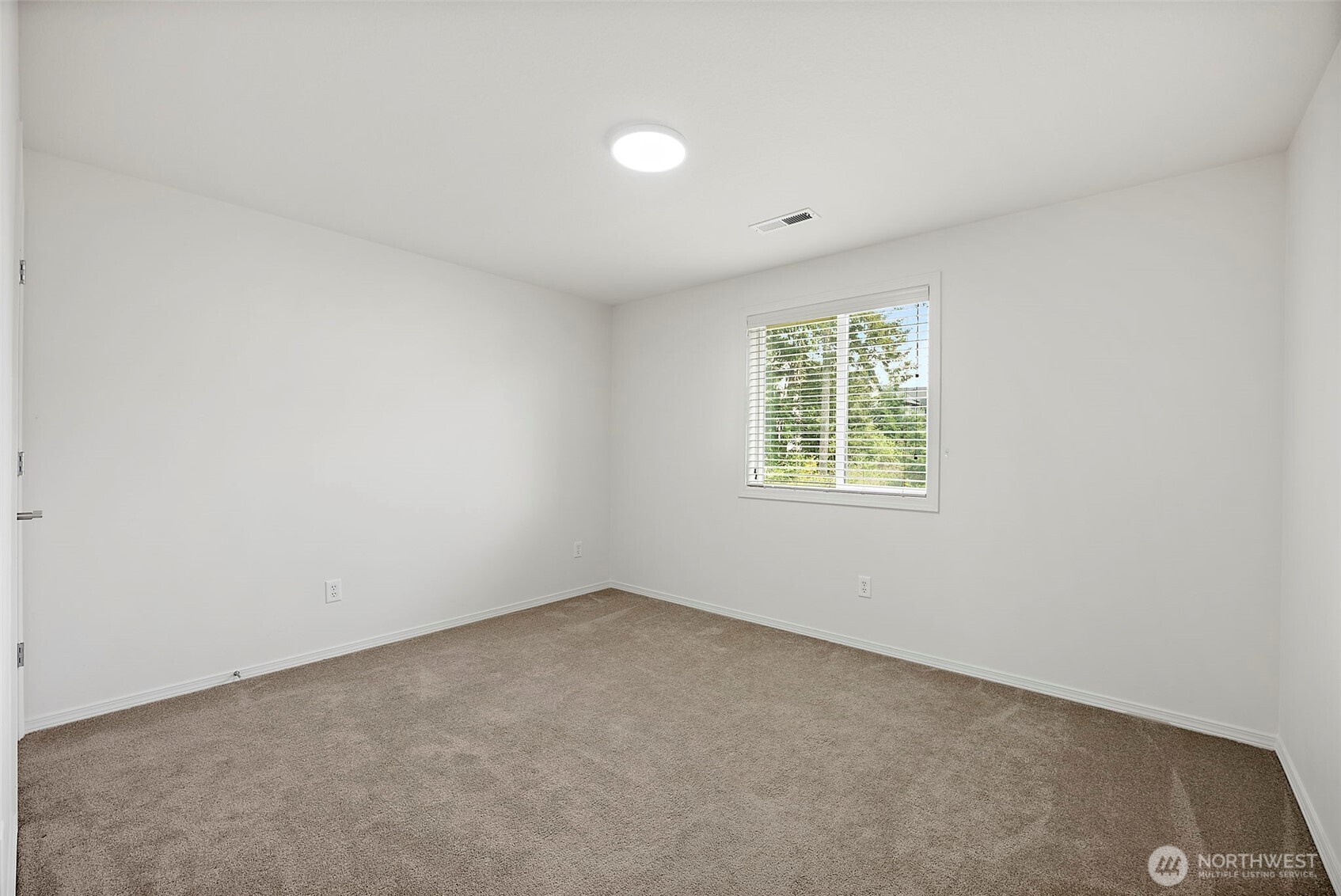 3324 Kona Street NE, Lacey, WA 98516