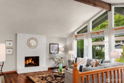 21331 2nd Avenue SE, Bothell, WA 98021 - Photo 2