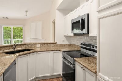 12105 NE 171st Pl #A302, Bothell, WA 98011 - Photo 7