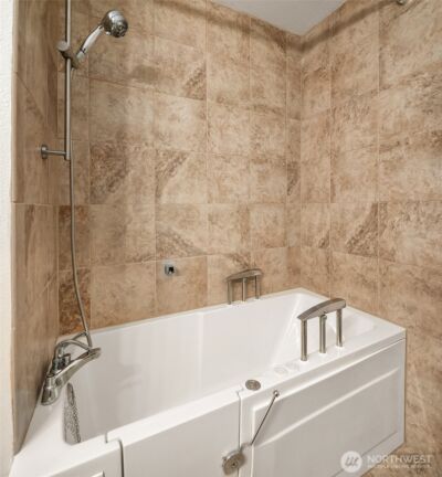 12105 NE 171st Pl #A302, Bothell, WA 98011 - Photo 10