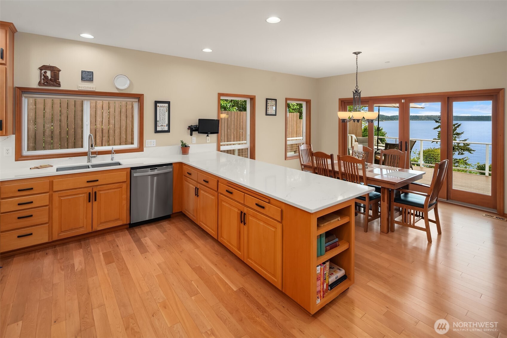 16532 87th Avenue SW, Vashon, WA 98070-0000