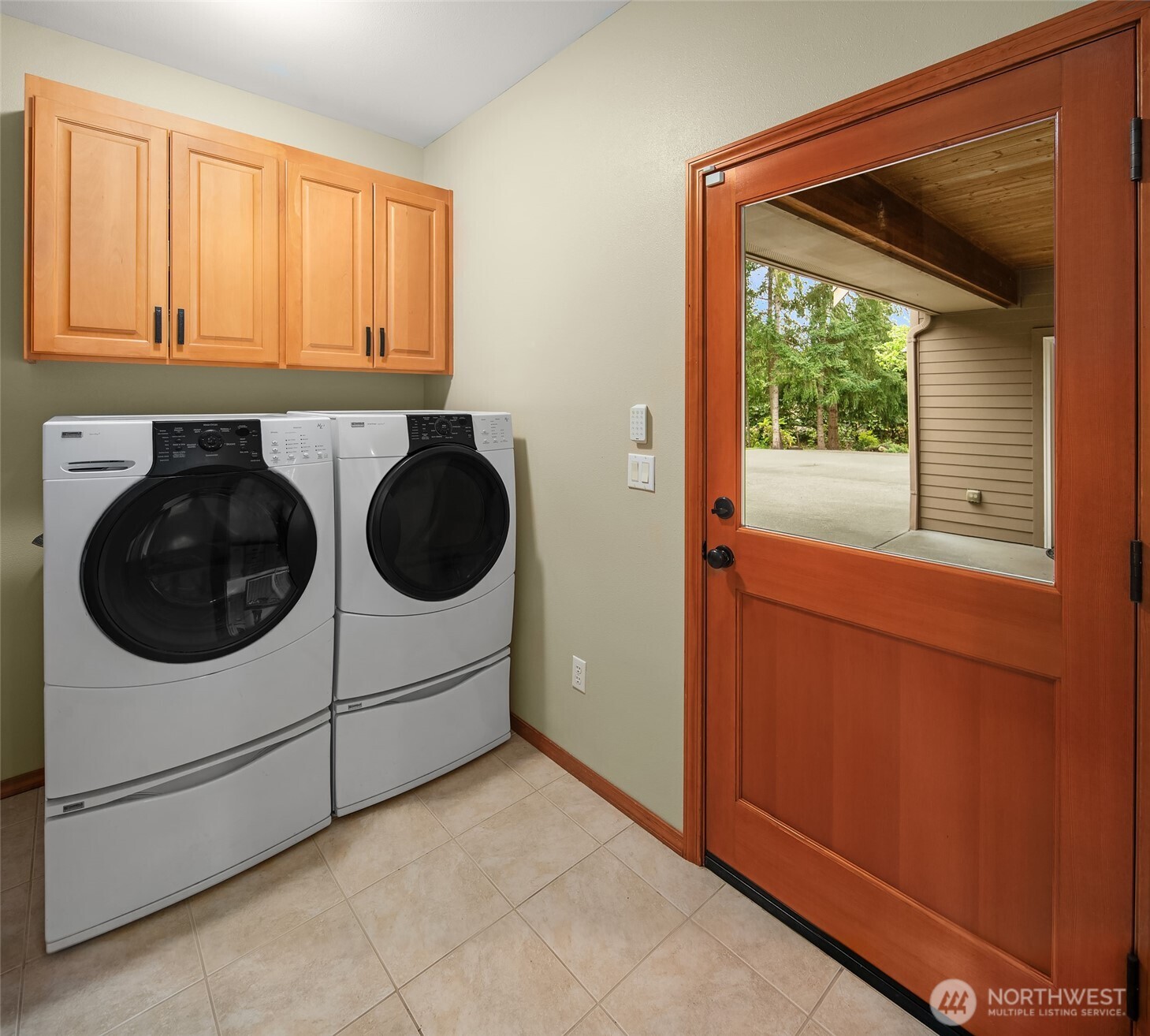 16532 87th Avenue SW, Vashon, WA 98070-0000