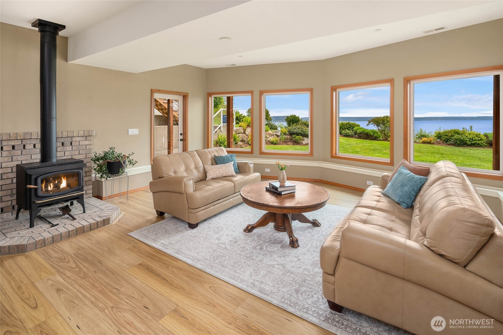 16532 87th Avenue SW, Vashon, WA 98070-0000