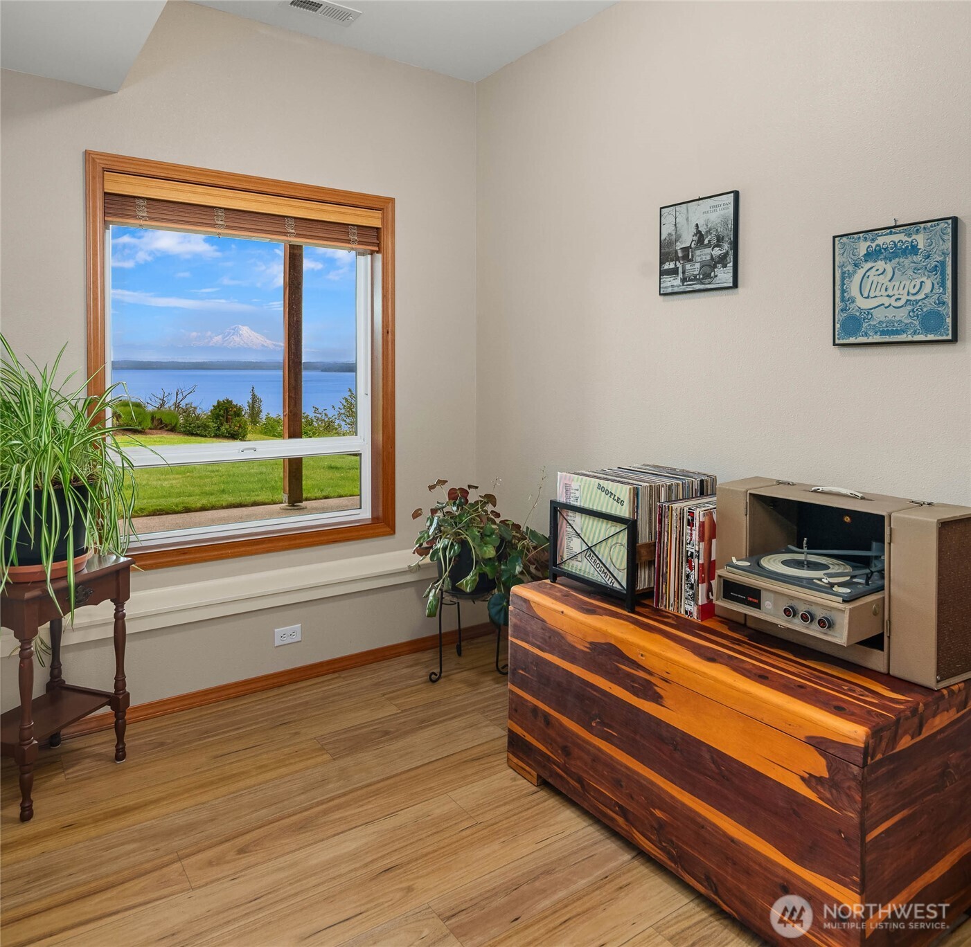 16532 87th Avenue SW, Vashon, WA 98070-0000