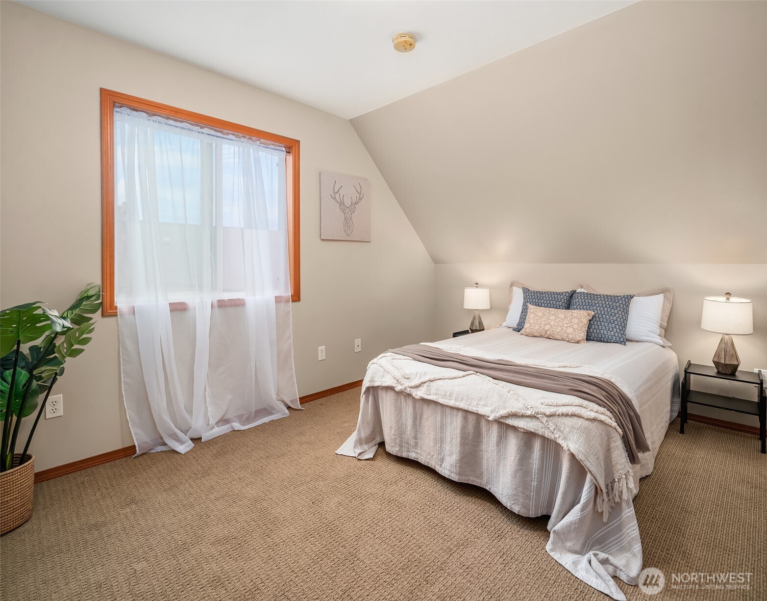 16532 87th Avenue SW, Vashon, WA 98070-0000