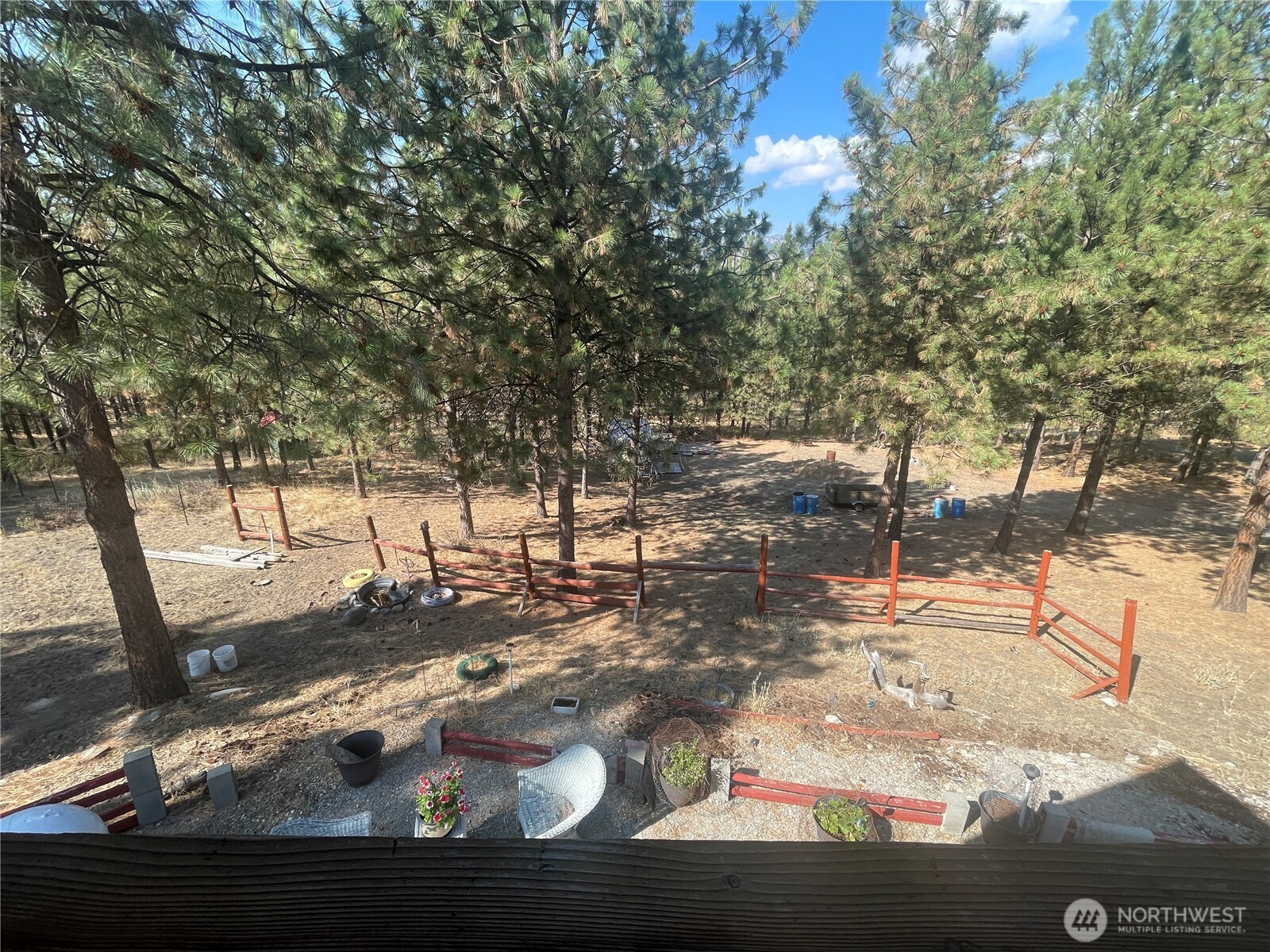 12 Caribou Road , Tonasket, WA 98855