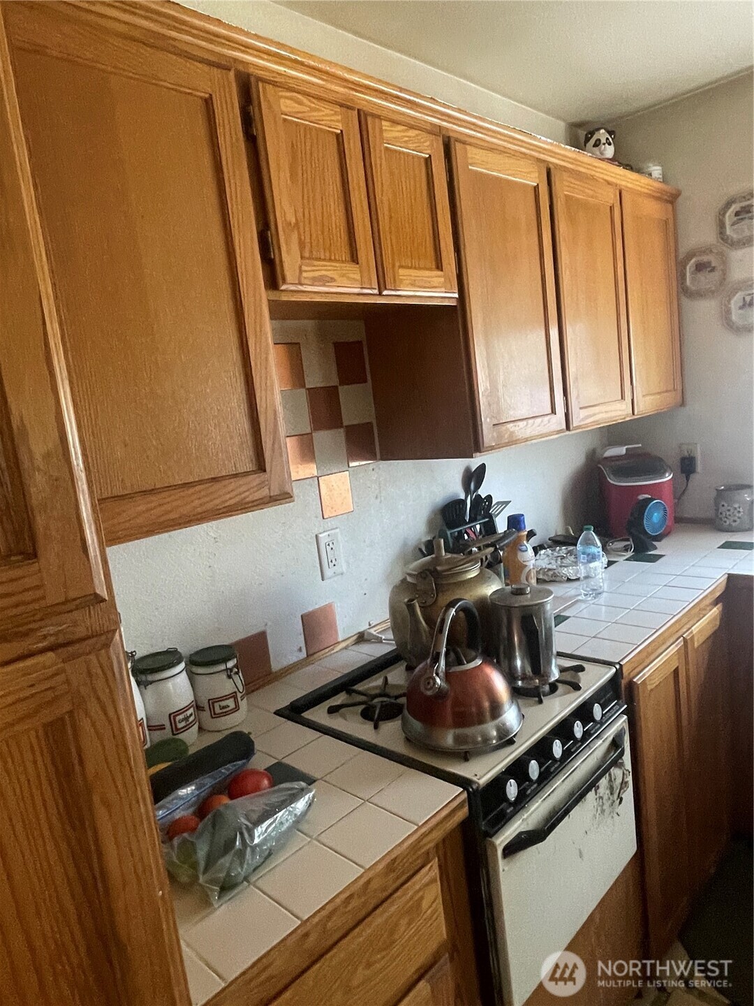 12 Caribou Road , Tonasket, WA 98855