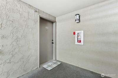 19410 Bothell Way NE #D103, Bothell, WA 98011 - Photo 5