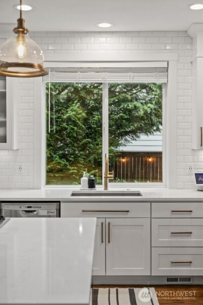 1308 269th Court SE, Sammamish, WA 98075 - Photo 14