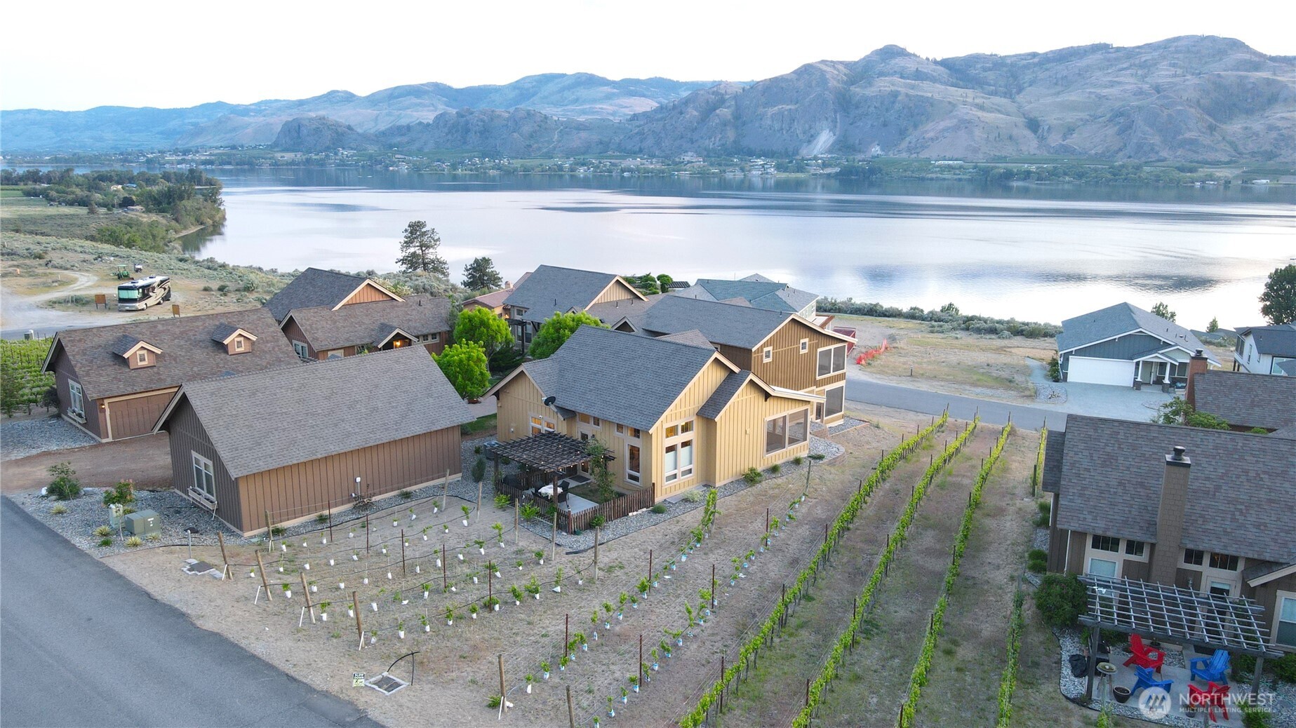 130 Village Way , Oroville, WA 98844