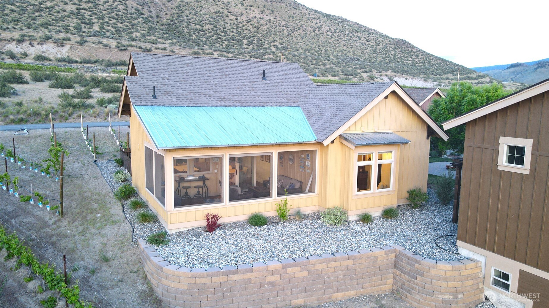 130 Village Way , Oroville, WA 98844