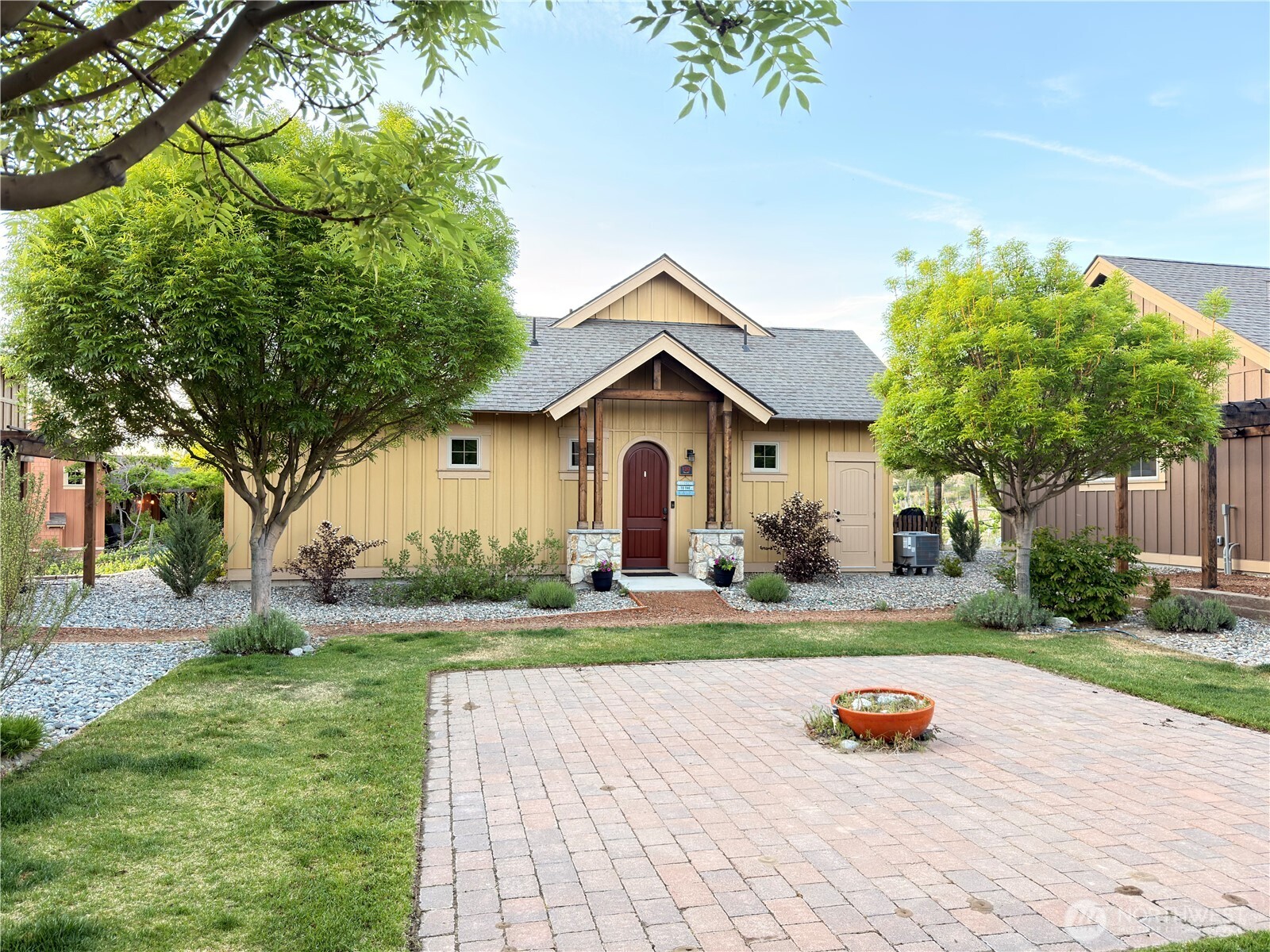 130 Village Way , Oroville, WA 98844