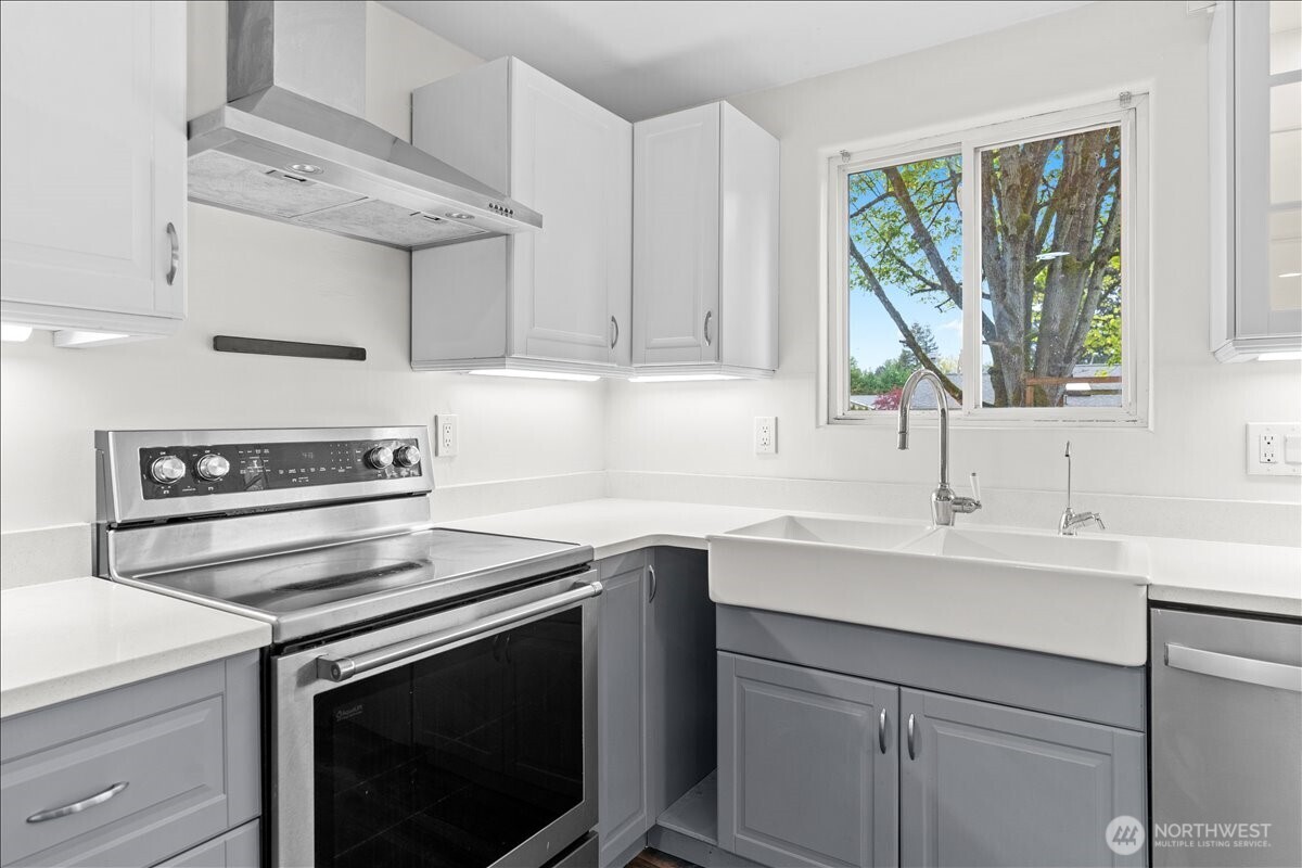 2904 14th Street SE, Puyallup, WA 98374