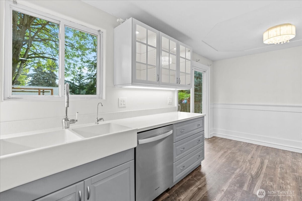 2904 14th Street SE, Puyallup, WA 98374