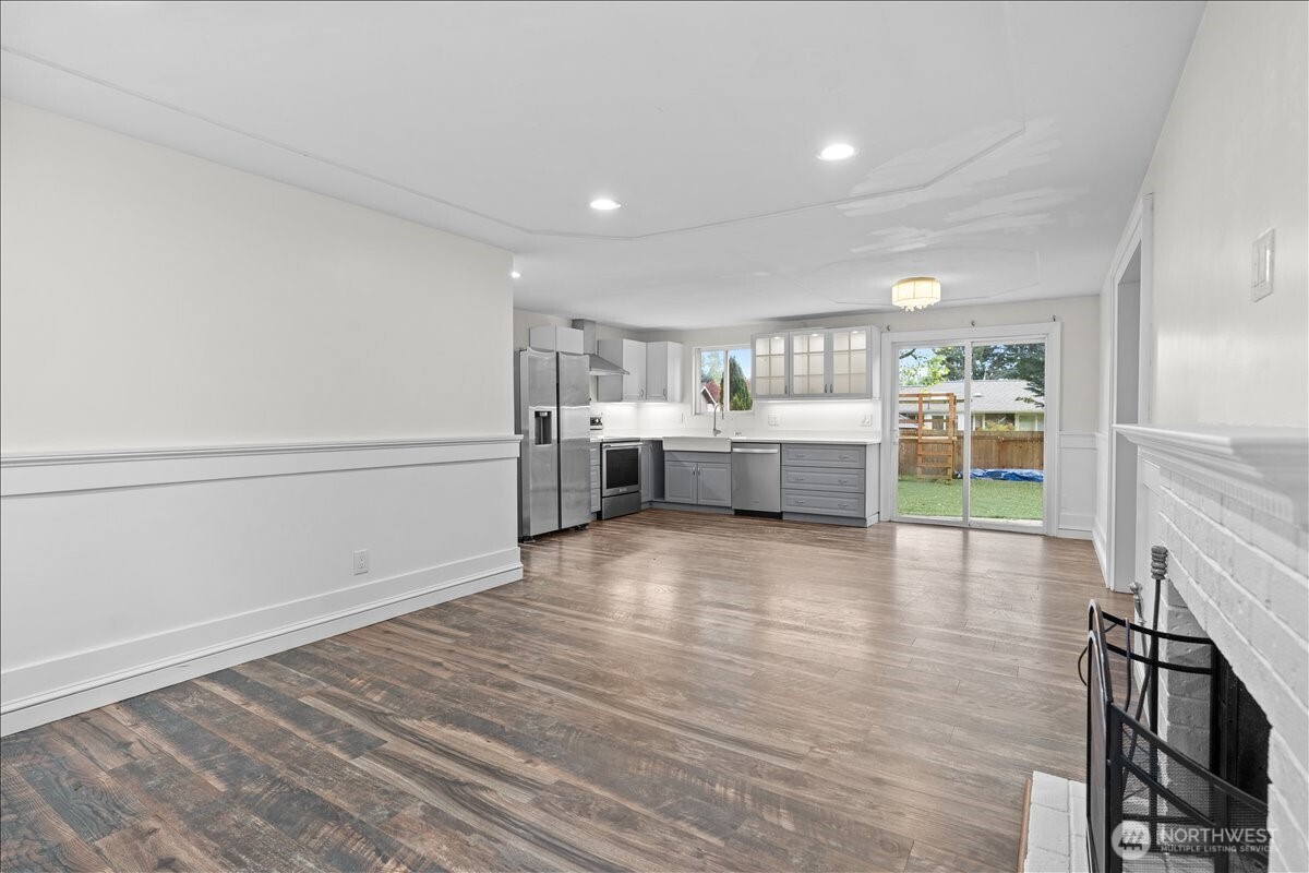 2904 14th Street SE, Puyallup, WA 98374