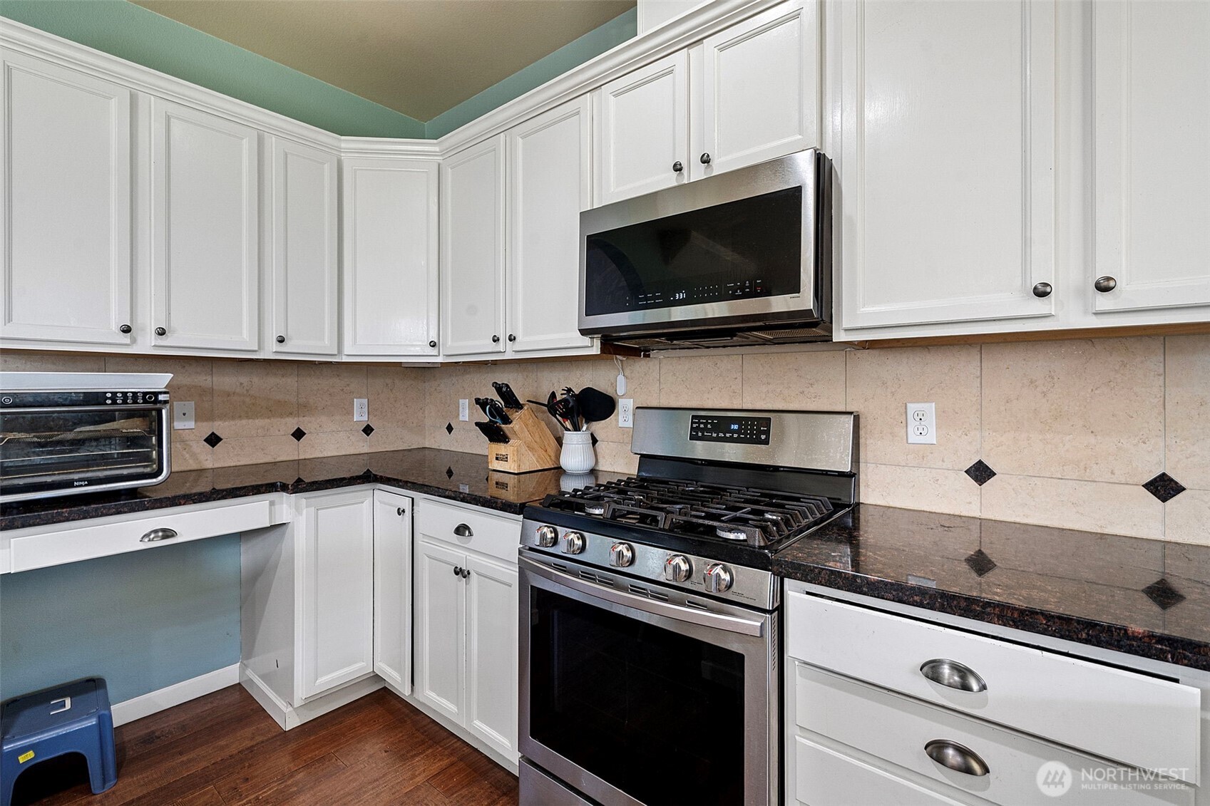 15369 Callie Avenue SE, Yelm, WA 98597