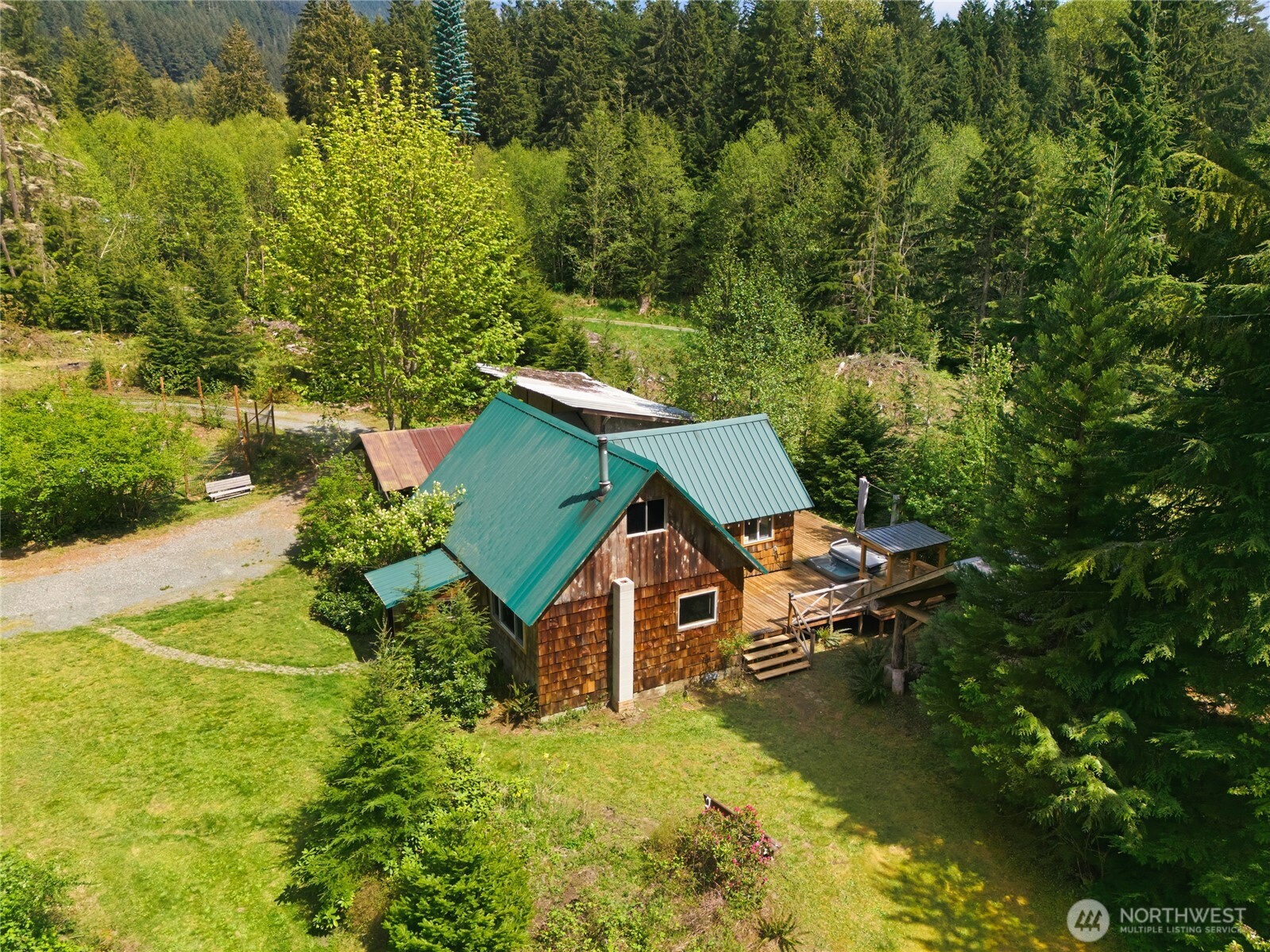 33822 State Route 706 E, Ashford, WA 98304
