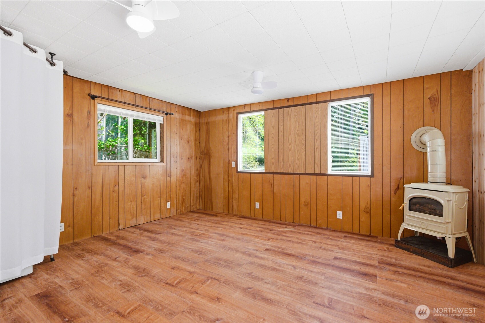33822 State Route 706 E, Ashford, WA 98304