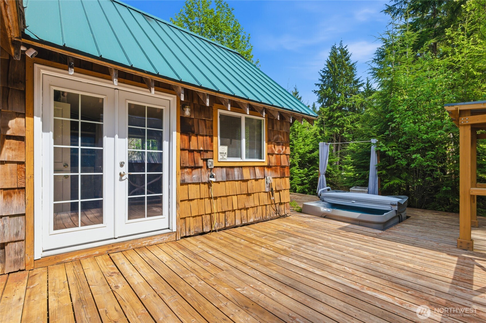33822 State Route 706 E, Ashford, WA 98304