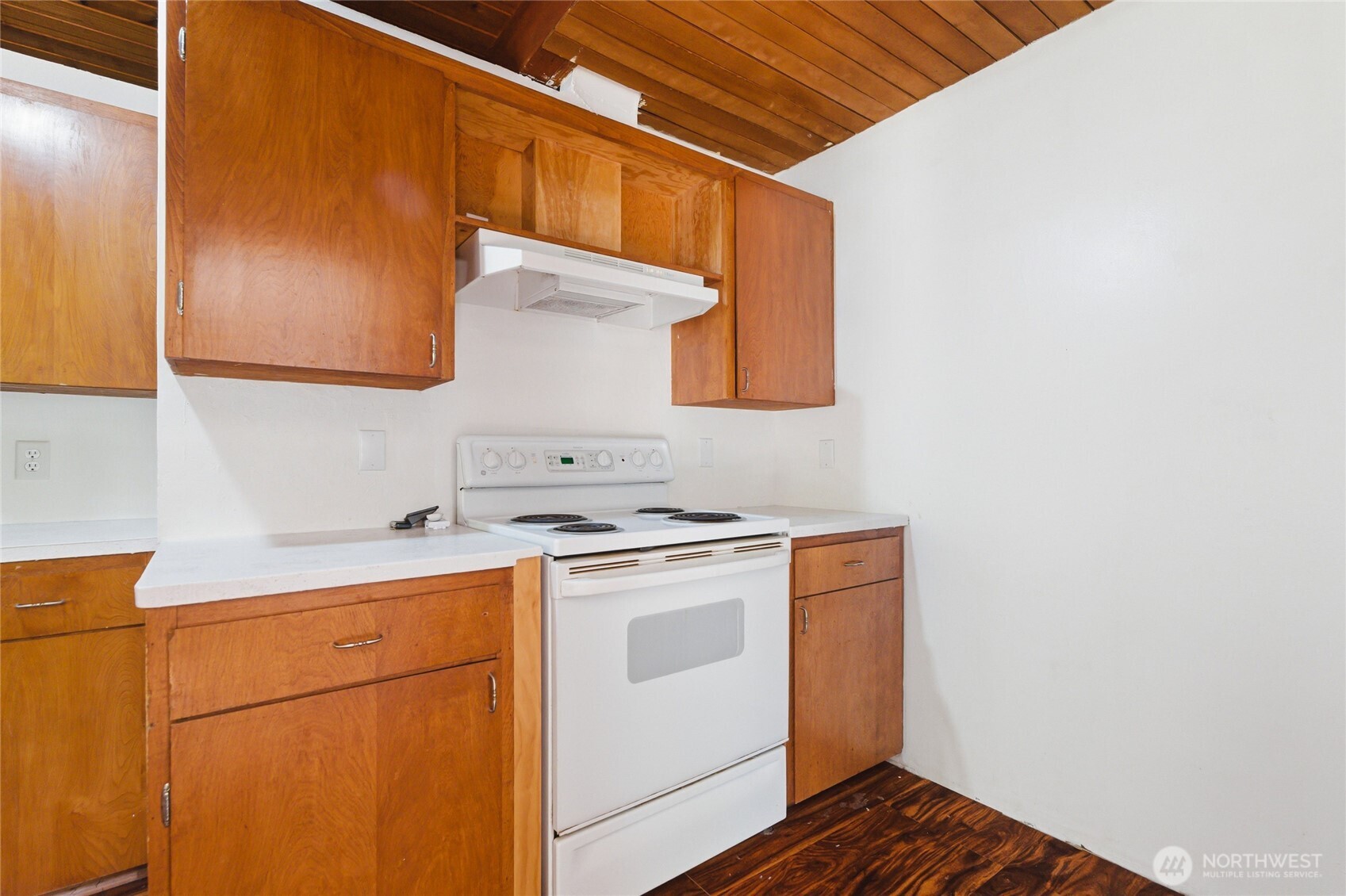 33822 State Route 706 E, Ashford, WA 98304