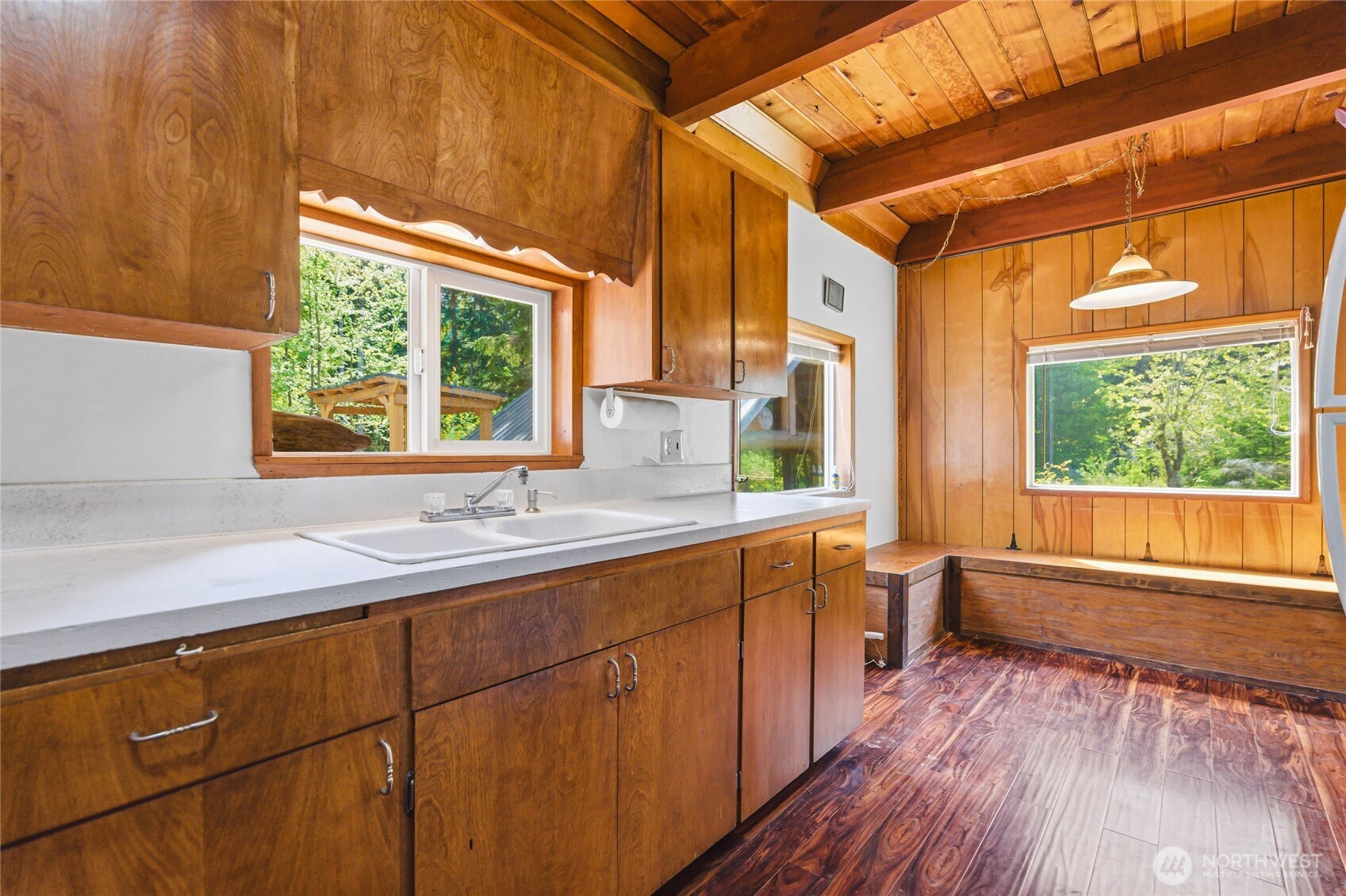 33822 State Route 706 E, Ashford, WA 98304
