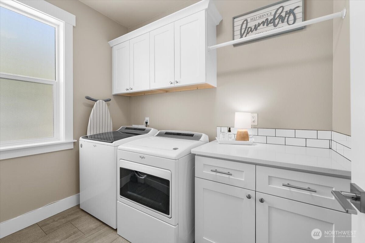 317 Village Drive , Manson, WA 98831