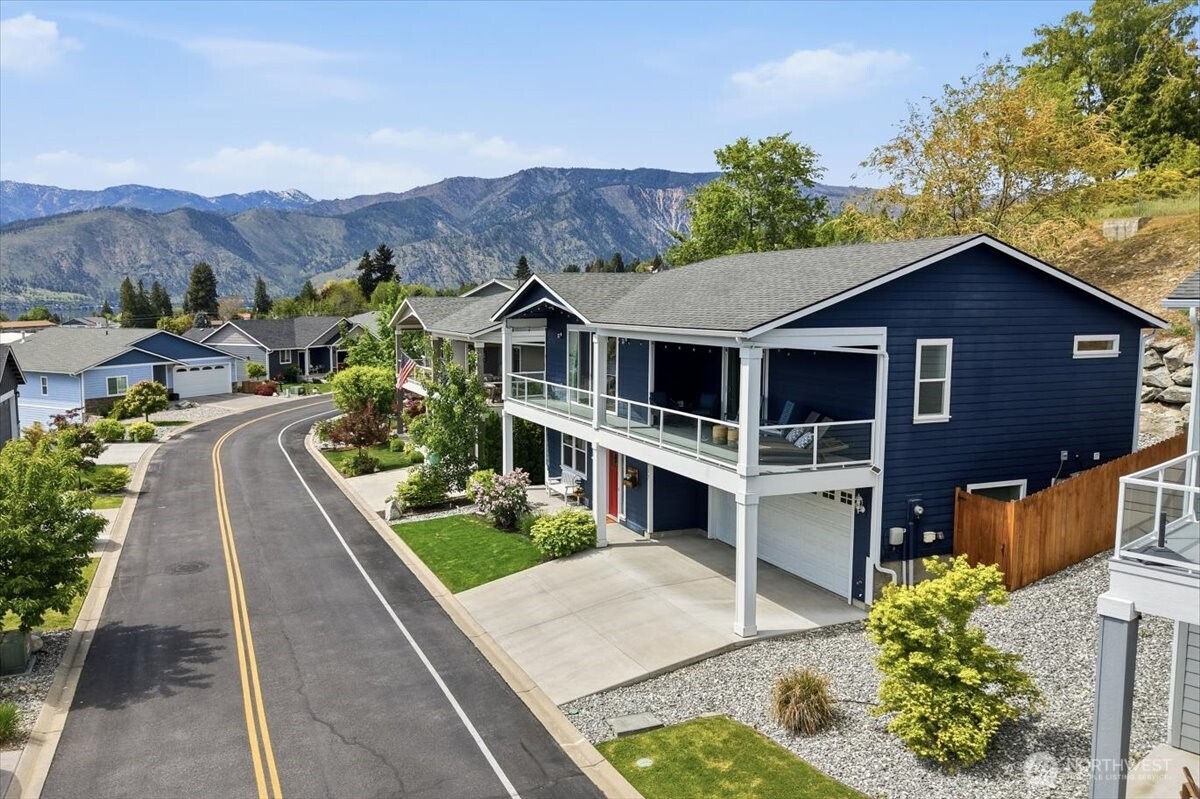 317 Village Drive , Manson, WA 98831