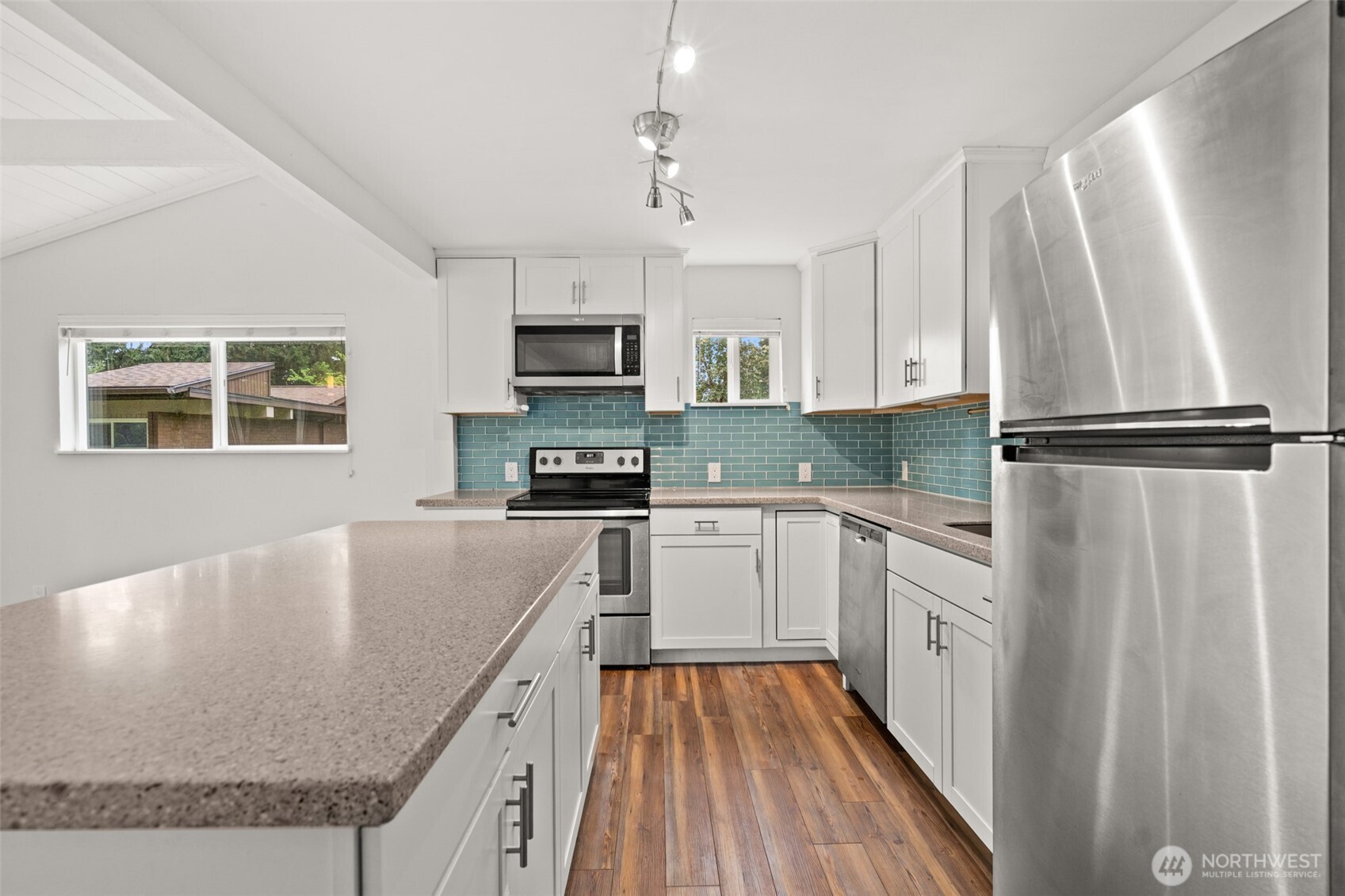 3502 Long Lake Drive SE, Lacey, WA 98503