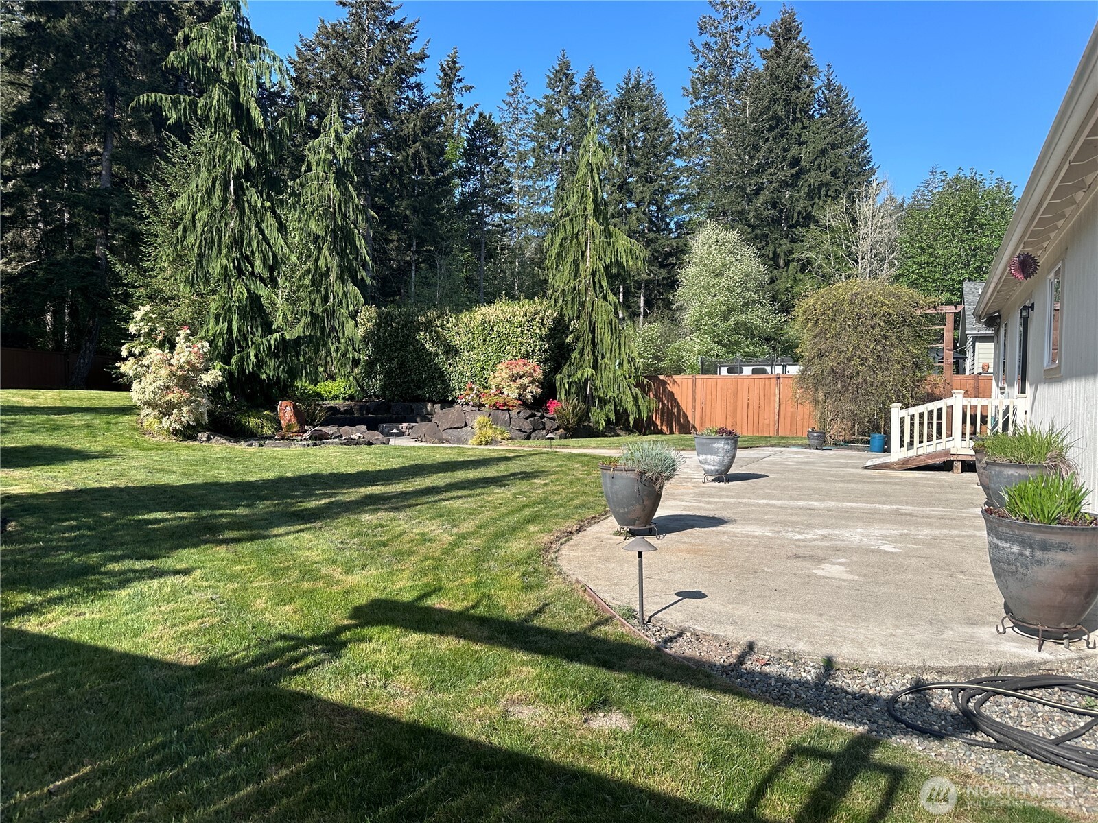 30 E Cardinal Court , Allyn, WA 98524