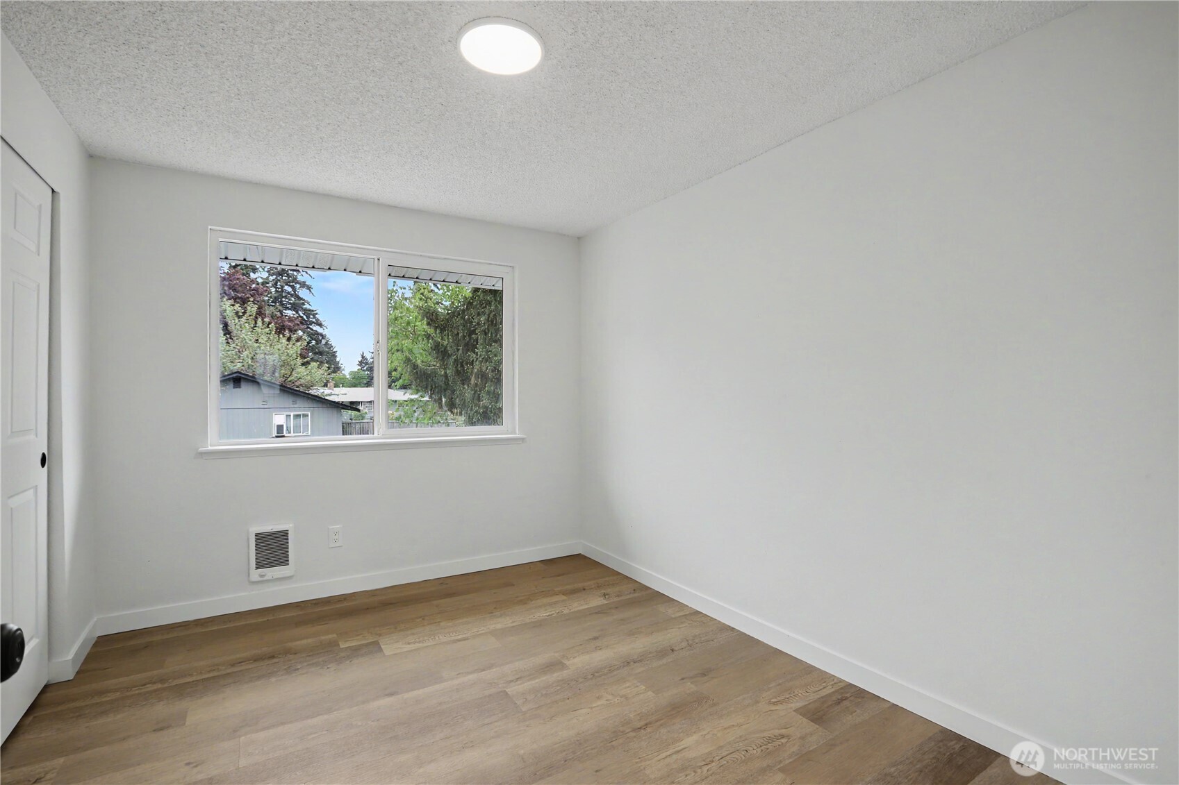 16823 15th Avenue E, Spanaway, WA 98387