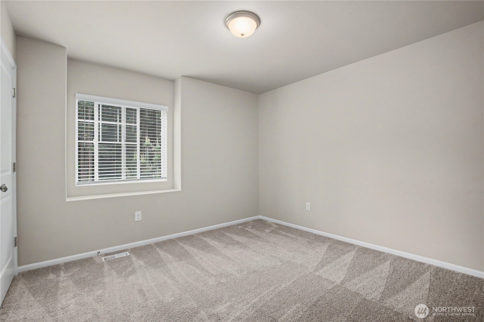 3340 Hoffman Hill Blvd , Dupont, WA 98327