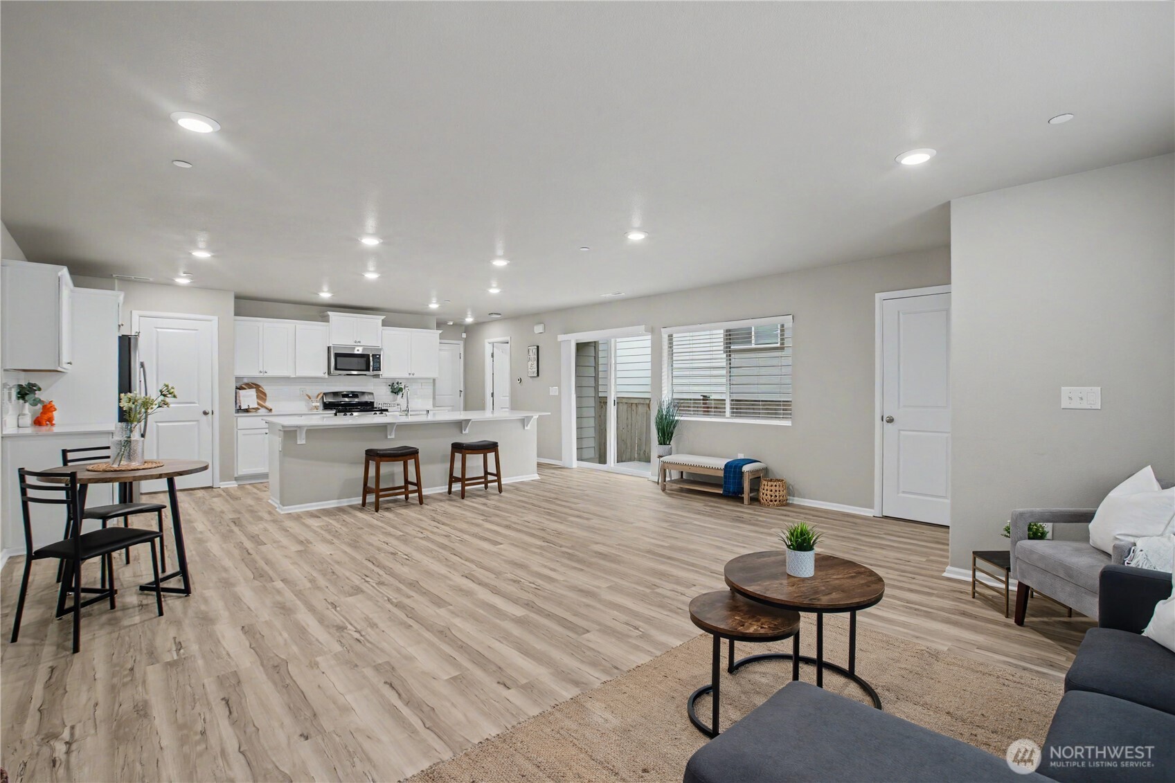 3340 Hoffman Hill Blvd , Dupont, WA 98327