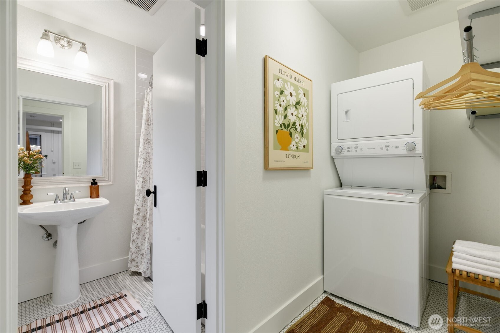 117 John Street #9, Seattle, WA 98109