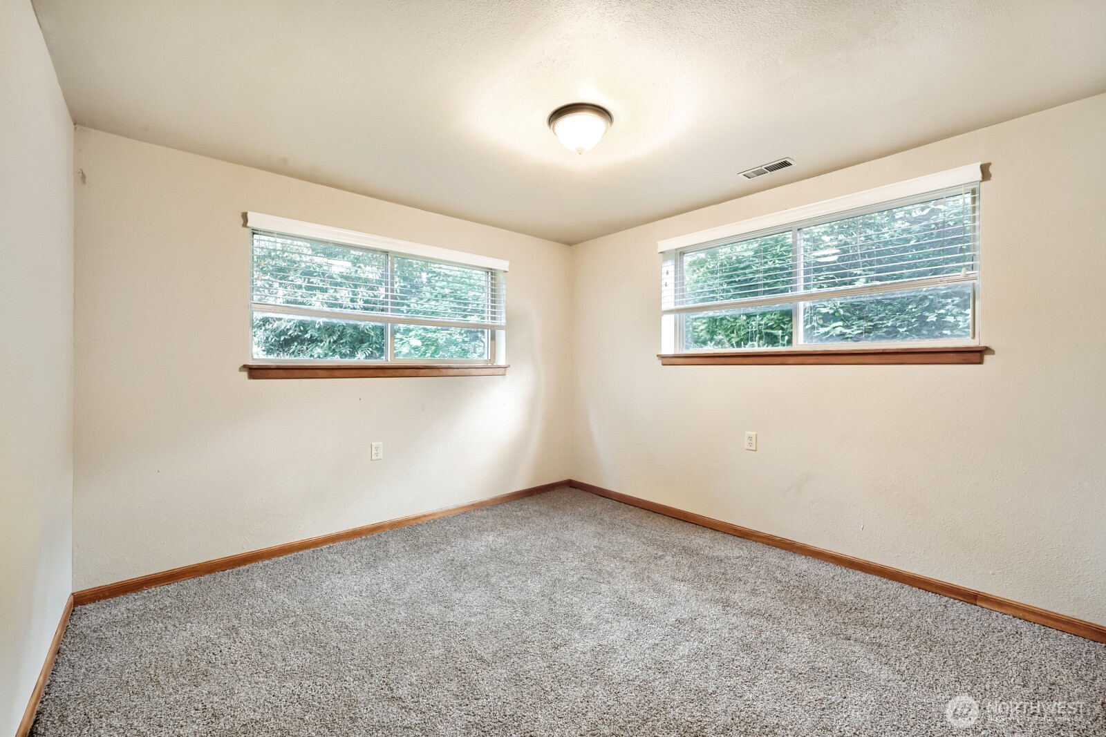617 S 301st Street , Federal Way, WA 98003