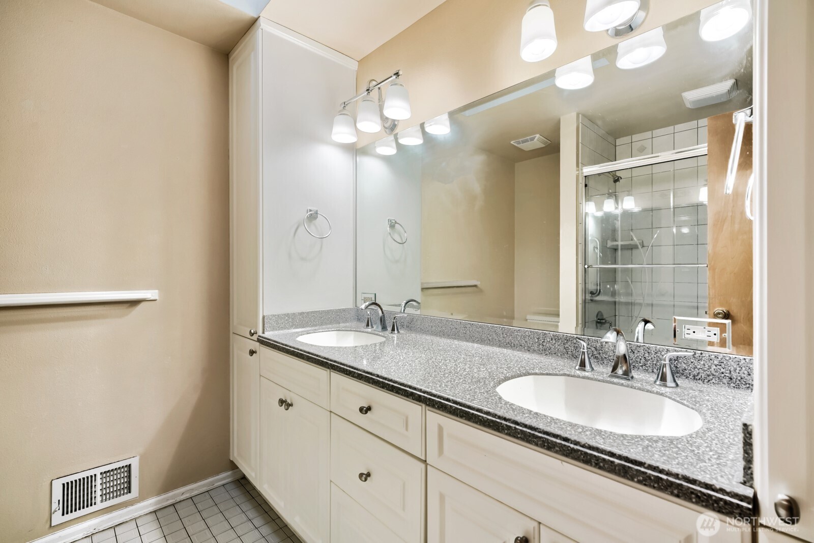 617 S 301st Street , Federal Way, WA 98003