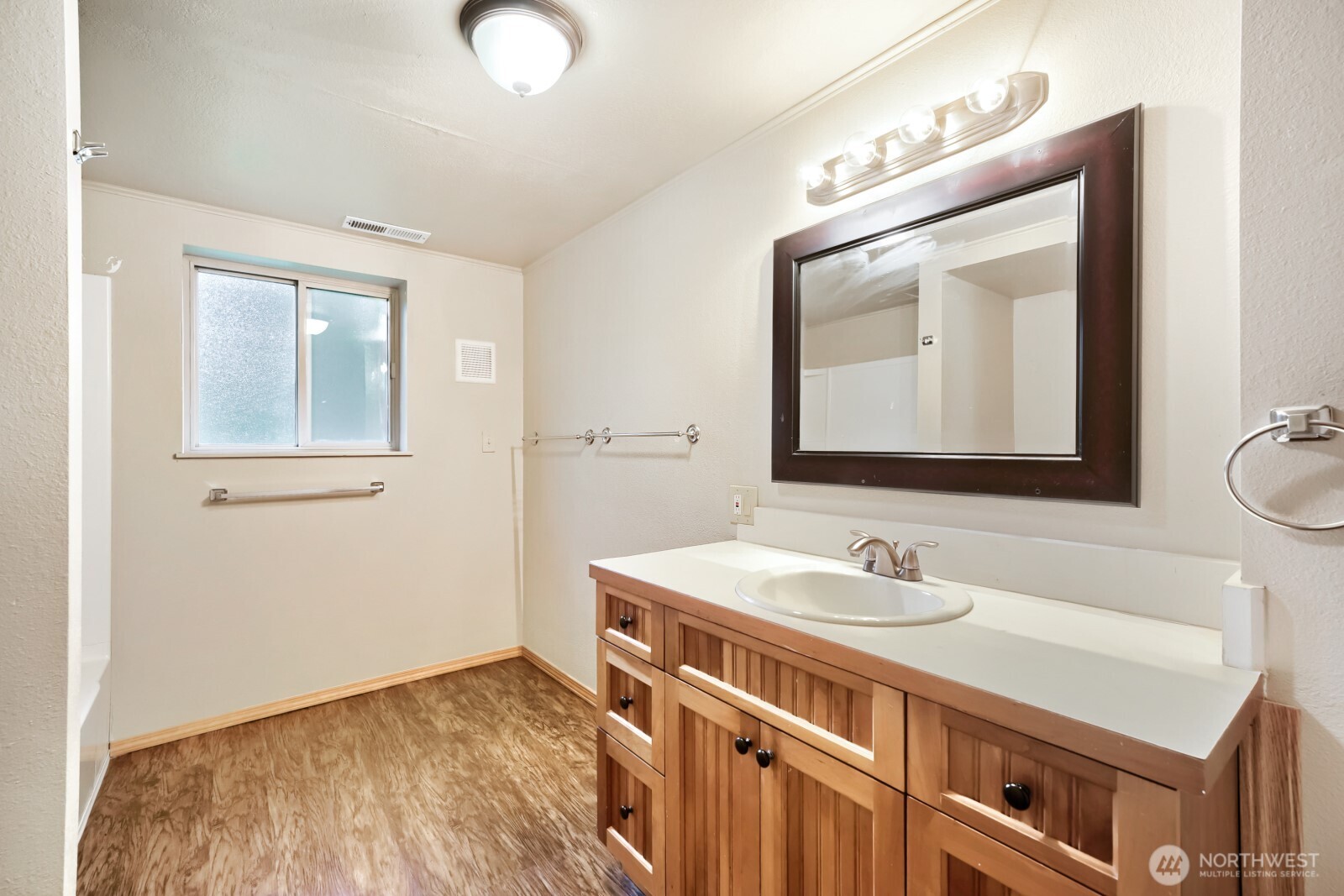 617 S 301st Street , Federal Way, WA 98003