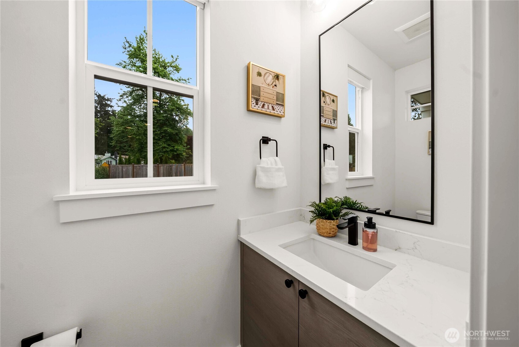11603 NE 155th Street , Kirkland, WA 98034