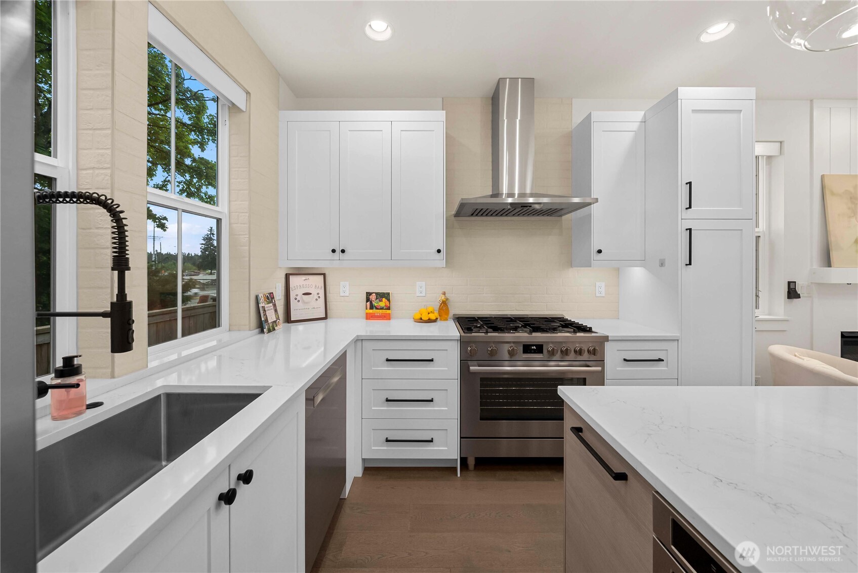 11603 NE 155th Street , Kirkland, WA 98034