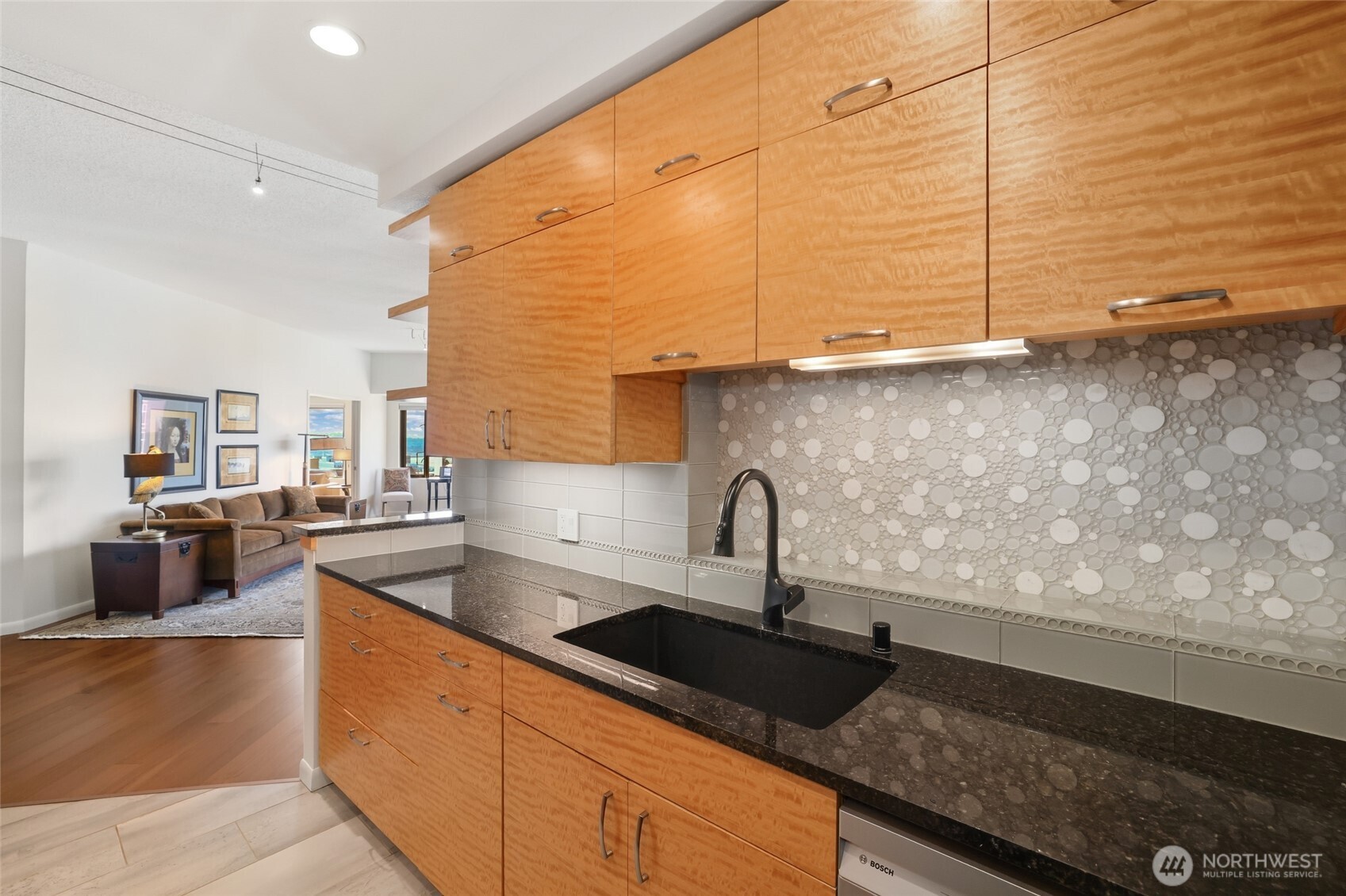 2821 2nd Avenue #801, Seattle, WA 98121-1248