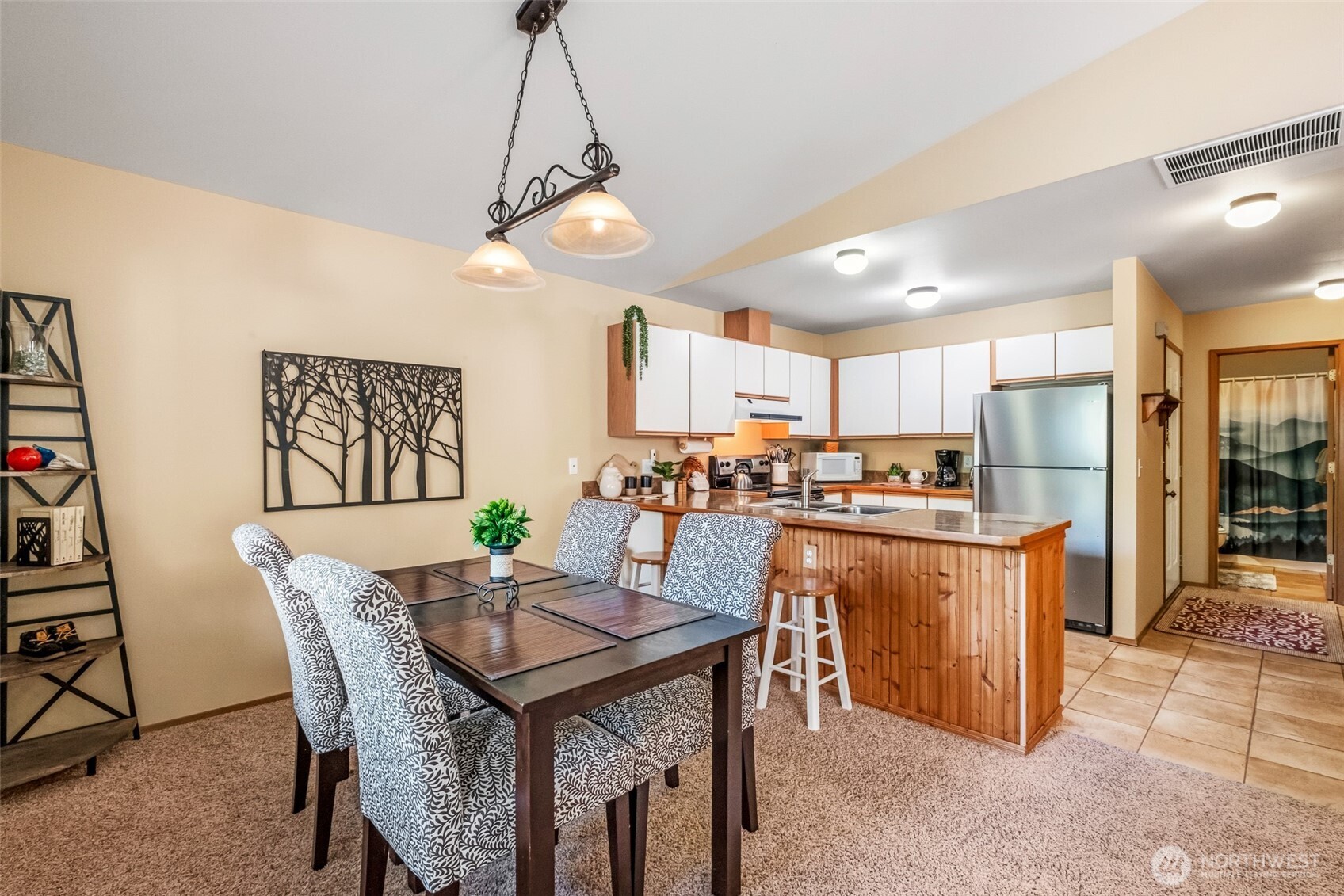 525 Alpine Pl #B3, Leavenworth, WA 98826