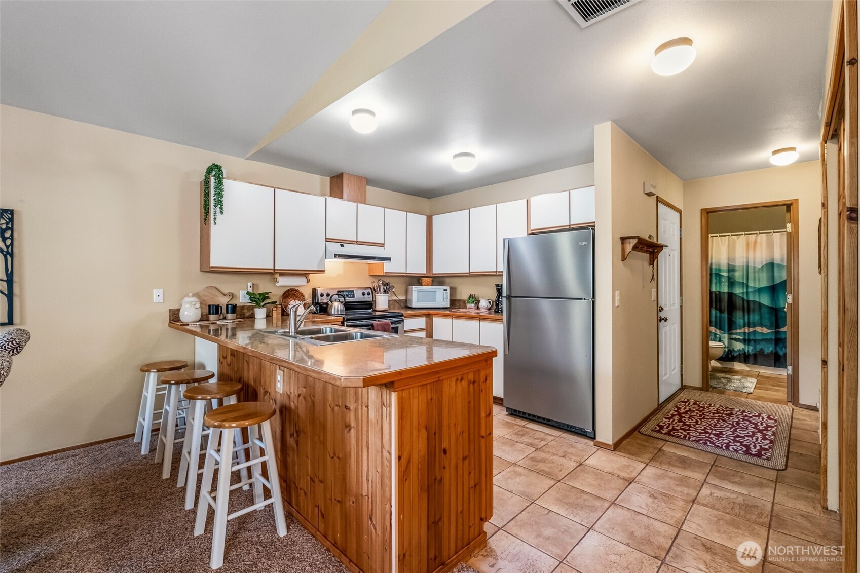 525 Alpine Pl #B3, Leavenworth, WA 98826