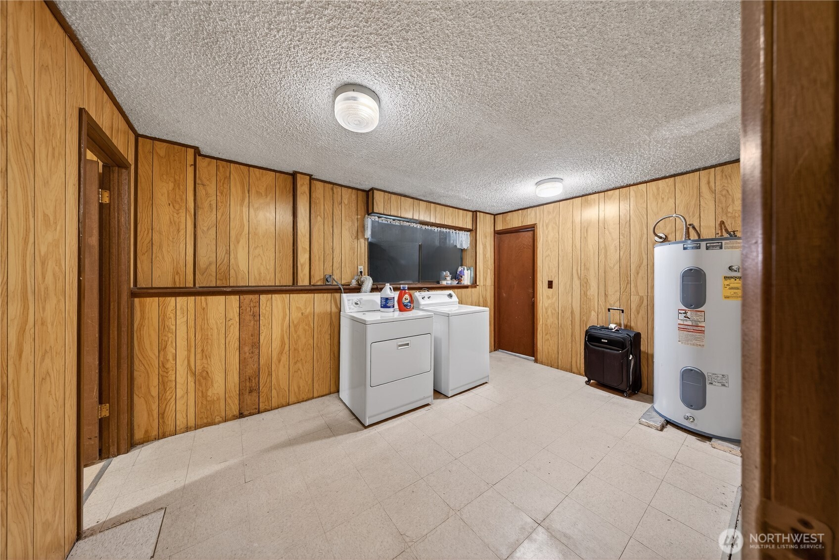 596 Forrest Way , Camano Island, WA 98282